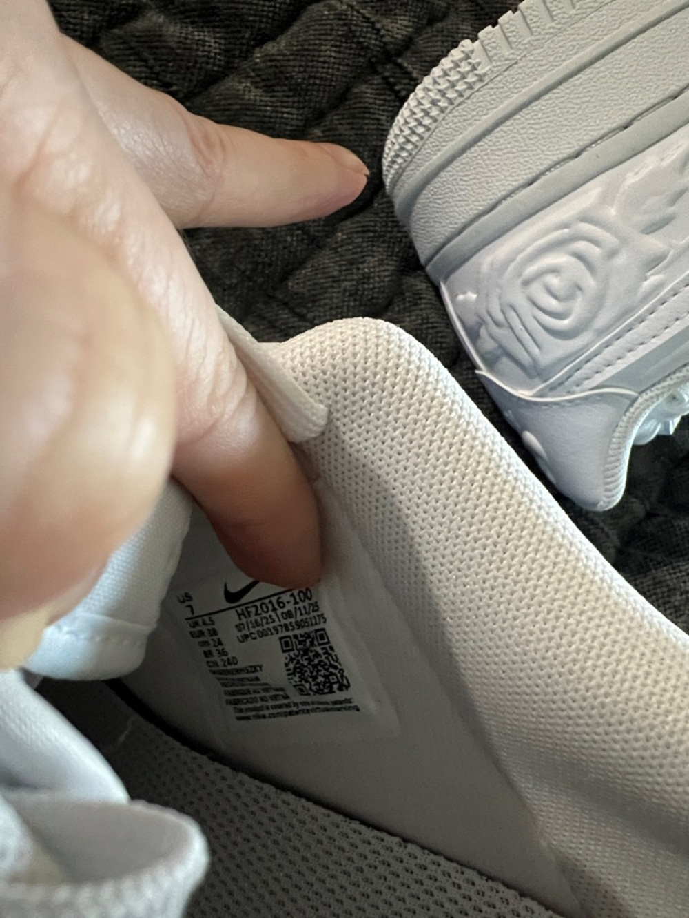 Nike Air Force 1 ‘07 - Picture 8 of 9